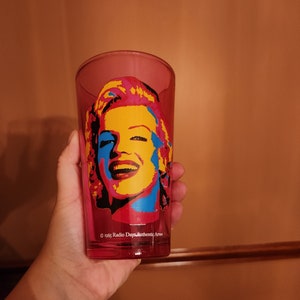 1985 Radio Days Artwork Marilyn Monroe Glass