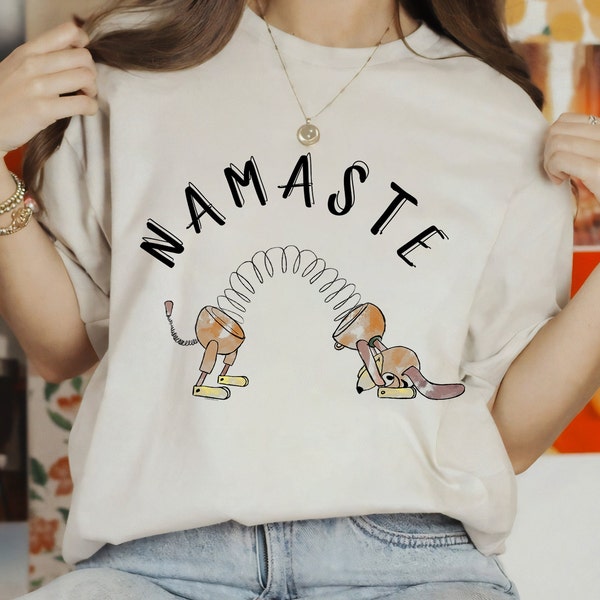 Disney Pixar Toy Story Slinky Dog Namaste Stretch Poster Camicia, Magic Kingdom, Disneyland Family Matching Tee T-shirt unisex per adulti T-shirt per bambini