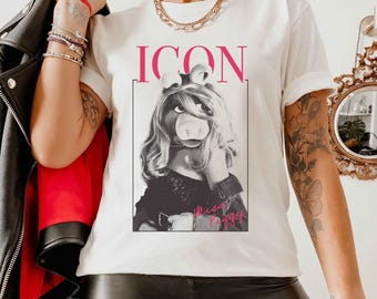 Disney Muppets Miss Piggy Icon Poster T-Shirt, Family Matching Tee Disneyland Trip Gift Unisex Adult T-shirt Kid T-shirt