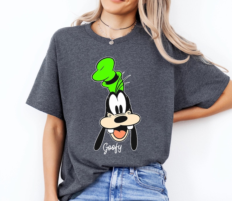 Camiseta de Goofy de Disney con cara grande, camiseta retro de Goofy de Mickey y sus amigos, camiseta a juego para familias en Magic Kingdom, regalo para vacaciones en Disneyland imagen 4