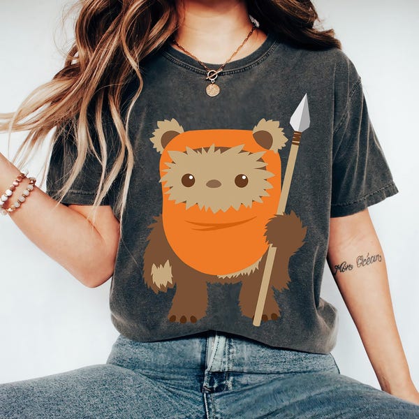 Star Wars Wicket Ewok Chibi Kawaii Cute Graphic T-Shirt, Star Wars Ewok, Disney Star Wars Gift T-shirt, Disneyland Family Vacation Gift Tee