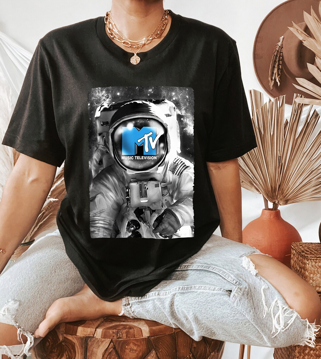 MTV Astronaut Logo Classic MTV Logo Print Design T-shirt MTV - Etsy