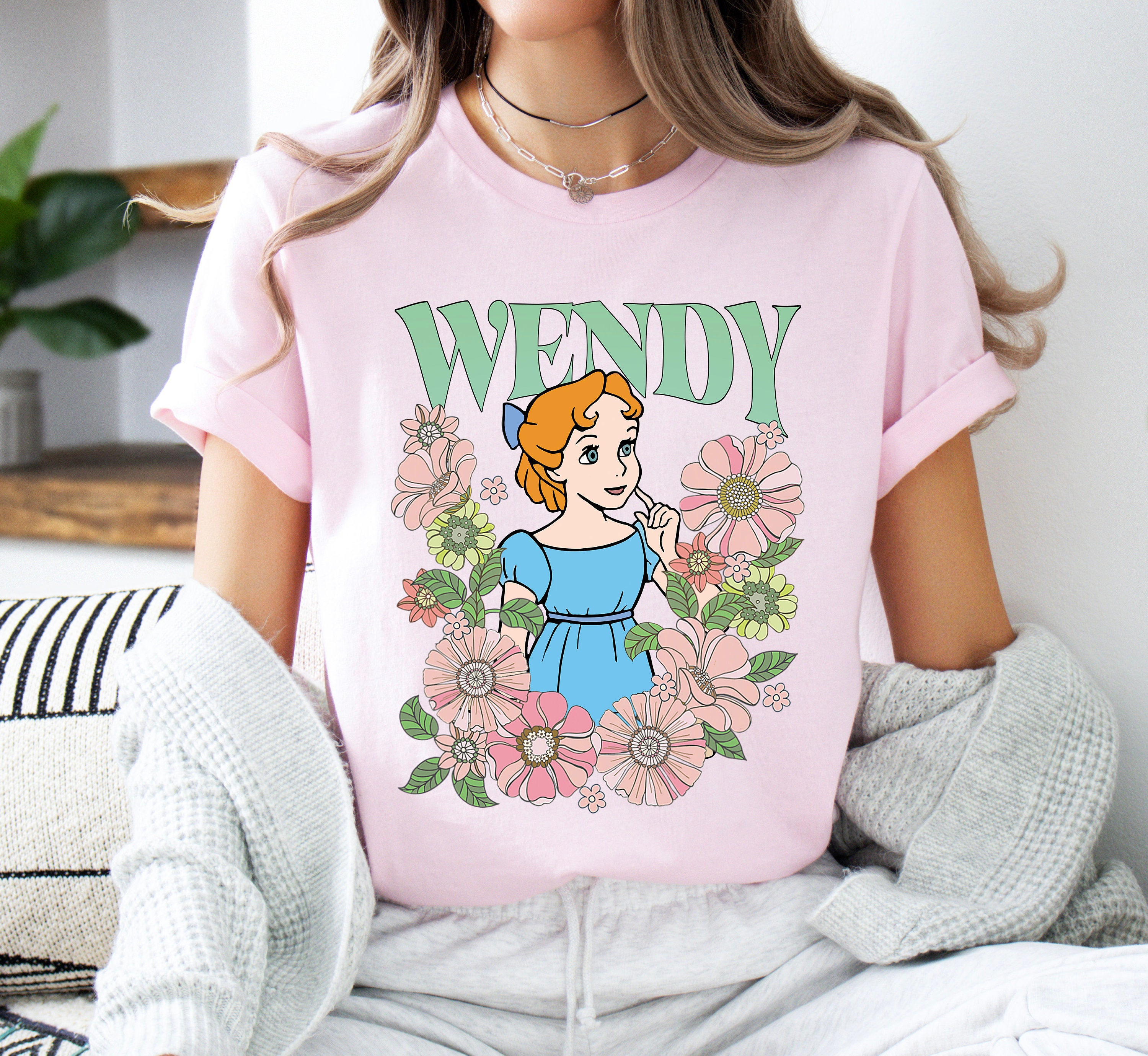 Disney Floral Tick-tock the Crocodile Flowers Portrait T