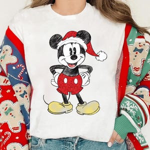Disney Christmas Santa Mickey Mouse klassiek poseert T-shirt, Mickey's Very Merry Christmas Party 2025, Disneyland Family Group kerstshirt