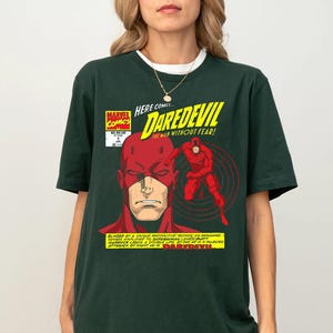 Camiseta da Marvel com estampa do Demolidor, pôster do Demolidor, camiseta de super-herói da Marvel, camiseta da série Marvel, camiseta unissex para adultos e crianças. imagem 4