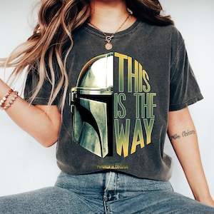 Star Wars The Mandalorian This Is The Way Helmlogo Stack T-shirt, Star Wars-shirt, Disneyland T-shirt familievakantie cadeau, Magic Kingdom afbeelding 1