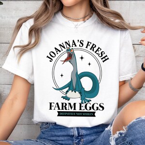 Koszulka Disney Joanna Rescuers Down Under, Koszulka Joanna's Fresh Farm Eggs, Koszulka rodzinna Disneyland, Koszulka Disneyland Animal Kingdom zdjęcie 2