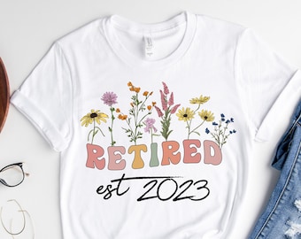 Personalisierte Rentner 2024 Shirt, Ruhestand Geschenke für Frauen, Ruhestand Party T-Shirt, Geschenk für Frauen im Ruhestand, Lehrer im Ruhestand, Oma Opa Geschenk