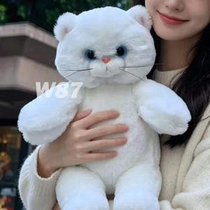 Peluche di gatto bianco fatto a mano: regalo per gli amanti dei gatti (50 cm)
