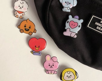 badge pins,pins,rosette,bts pins,bt21 pins ,brooches,cute pins