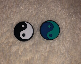 Yin Yang croc charms