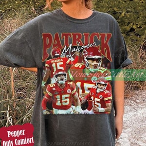 Vintage Patrick Mahomes Graphic T-Shirt - Patrick Mahomes Football sweatshirt -America Football Sweatshirt- Football Fan Gifts