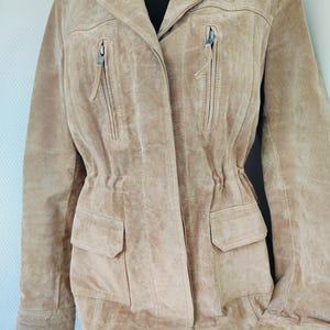 Vintage Camel Suede Jacket Women&#39;s Size L – Hidden Snap Closure, Adjustable Waist, Excellent Condition