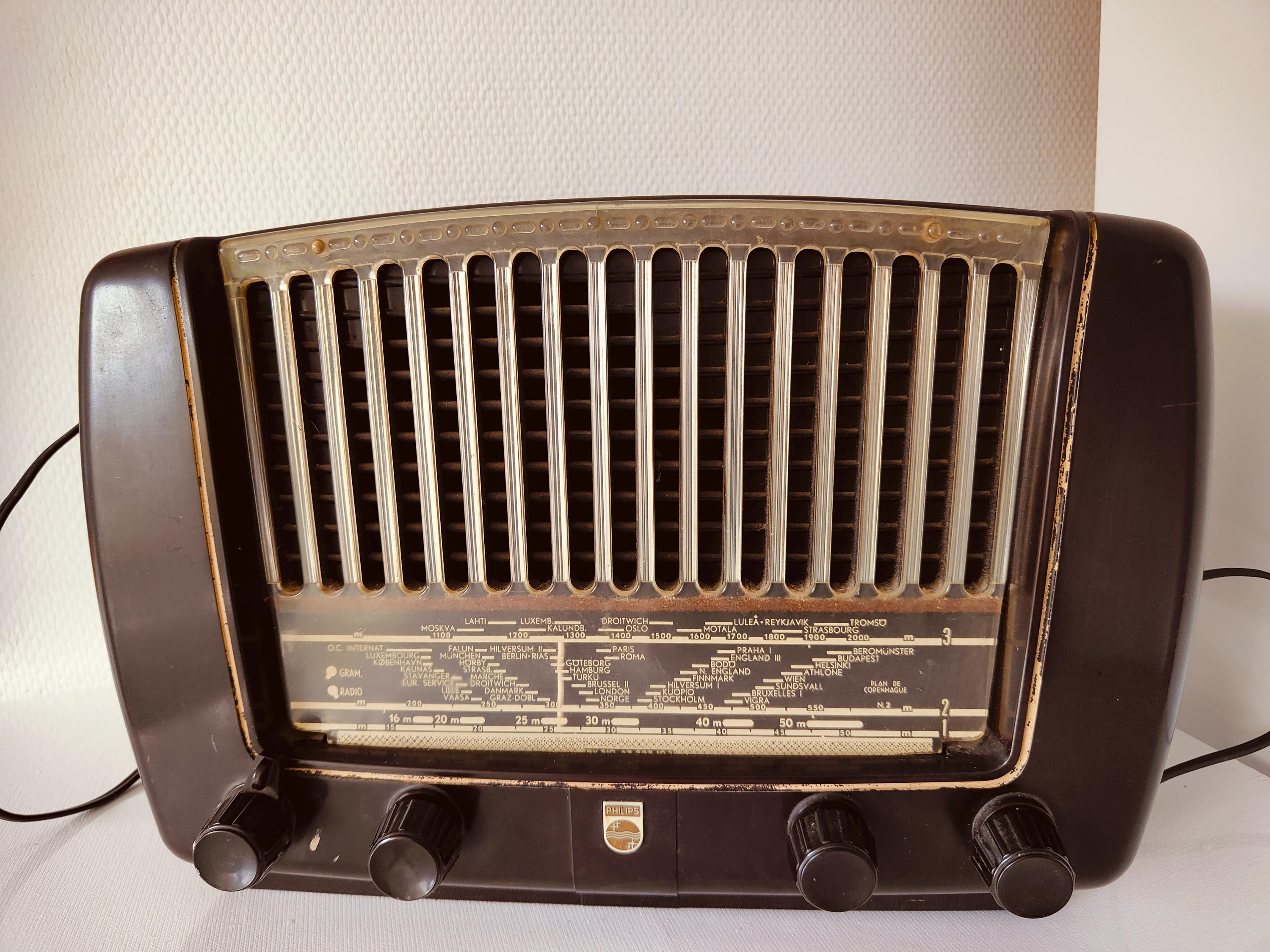 Radio Platine Vinyle Philips H3 F74 – Vintage TSF Bakélite, Années 50-60