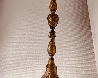 Candeliere antico in ottone gotico barocco / Decorazione per altare ornata