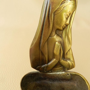Holy Water Font Antique Bronze French, Blessed Virgin Mary in Prayer Holy water Font, Religious Home Decor, Anticdevotion, 12cm 4.72 inch