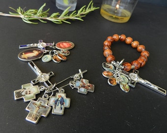 Lot miraculous medals crucifix Jesus, Holy Face divine mercy Faustina, Padre Pio, Michael Archangel, Magdala, Madonna Virgin, Antoine Padua