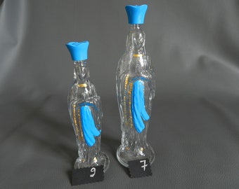 Our Lady of Lourdes bottle, Saint Bernadette bottle, apparitions in Lourdes, crystal plastic glass, bottle blessed by the Virgin Mary