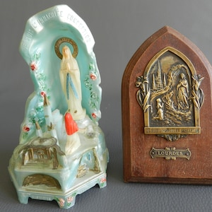 Music box grotto Lourdes Massabielle, Madonna of Lourdes tripod frame in old patina bronze, Bernadette, music of Ave Maria Antic Devotion