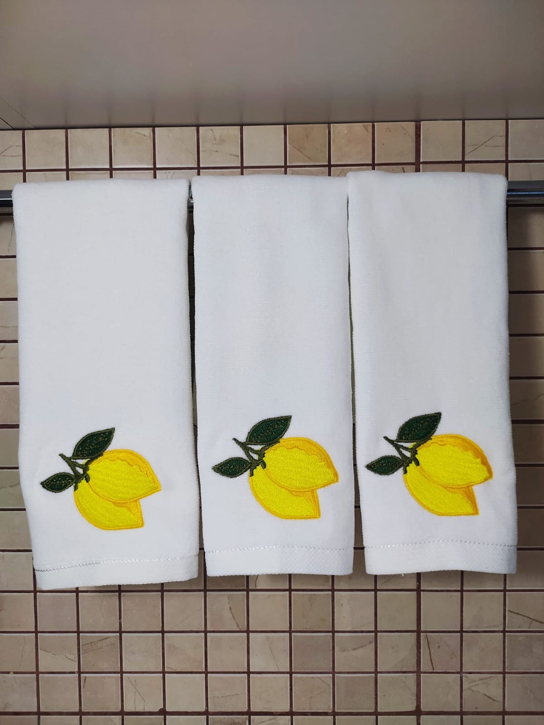 Lemonembroidered White Towel Set 3pack. Highly Absorbentquick Dry