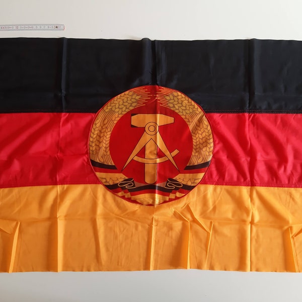 unbenutzte DDR Fahne 1987 original kommunistische DDR Fahne NVA Stasi Honecker 60x100 Seidenbanner