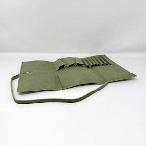 GUCCI Beauty Sage-green Makeup Brush Set – Full Set of 10 in Cosmetic Bag (VIP Gift), Suede-Style