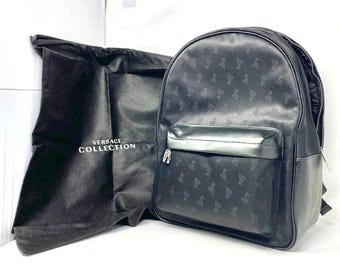 Mochila neceser negra con Medusa de Versace Collection. Nueva con etiquetas y funda protectora (regalo VIP). Neceser.