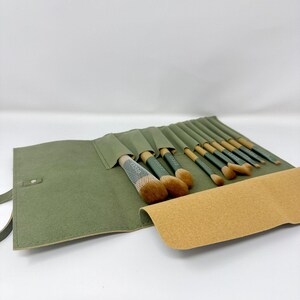 GUCCI Beauty Sage-green Makeup Brush Set – Full Set of 10 in Cosmetic Bag (VIP Gift), Suede-Style