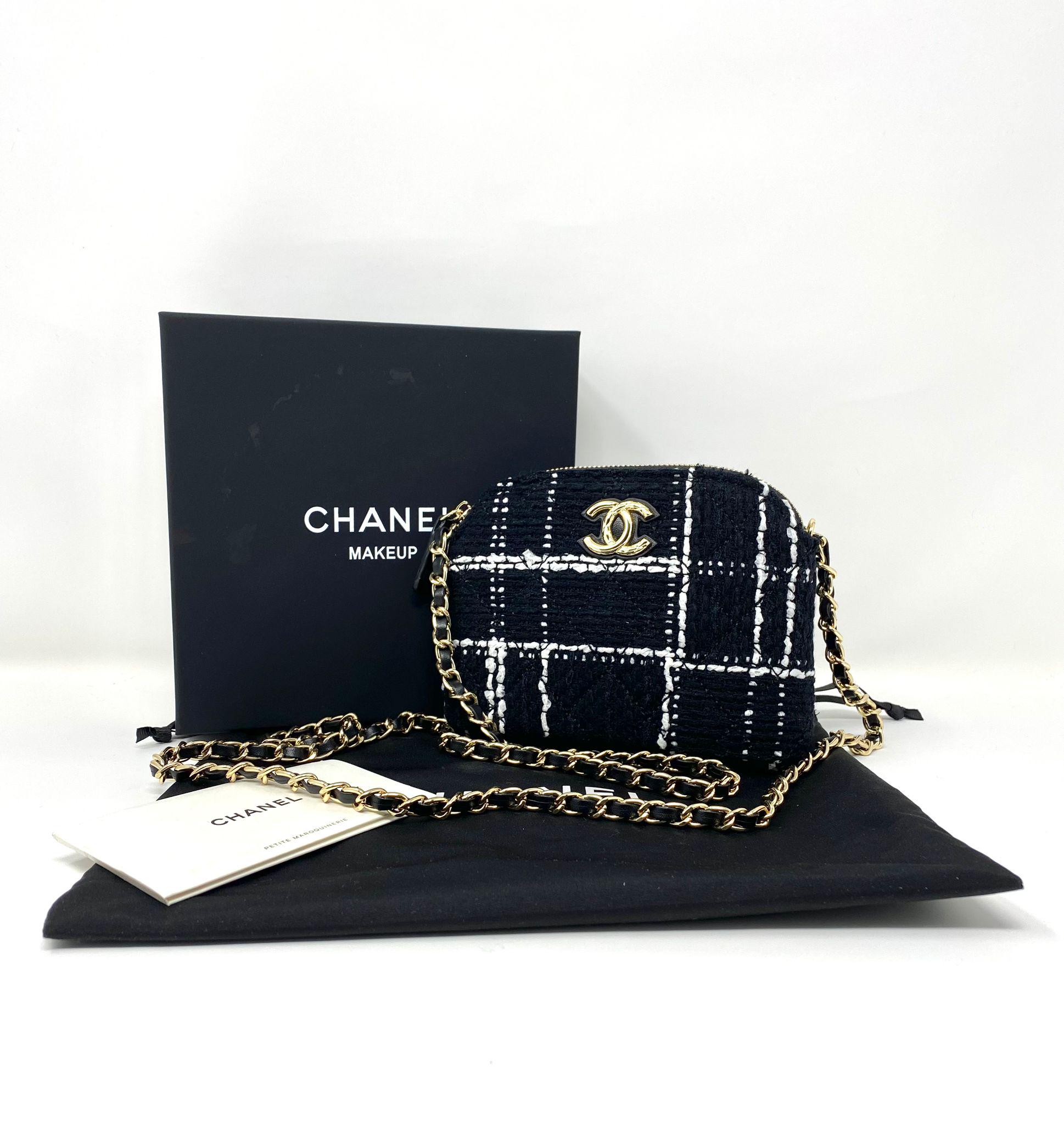 Chanel Makeup Vip Gift Bag - 60+ Gift Ideas for 2026