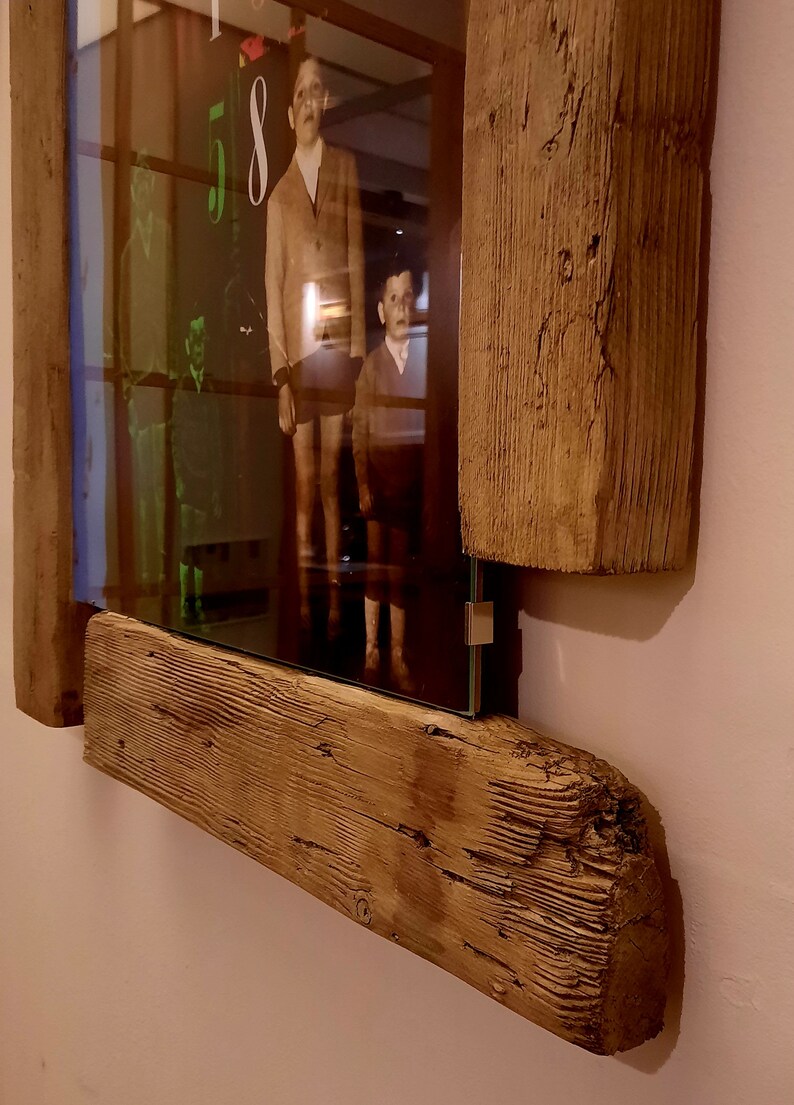 Akiramitoma, handmade wooden frame image 9