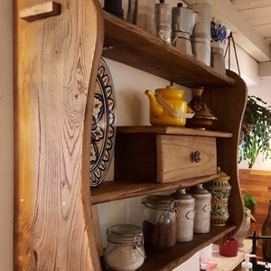 Shelfie, reclaimed wood shelf