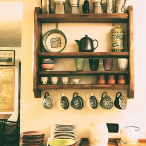 Dishi, handmade old wooden plate rack