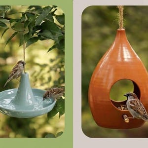 Op de afbeelding: Een rustiek houten bord met de tekst "Welcome to our home" in witte letters. Het bord heeft een verweerde afwerking en een eenvoudig, uitnodigend ontwerp, ideaal voor een veranda of entree.