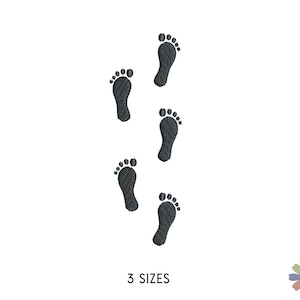 May include: Five black footprints in different sizes, arranged in a vertical pattern. The text "3 SIZES" is below the footprints.