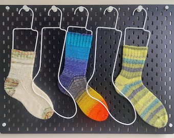 Metal Wire Sock Blocker. Durable Sock Shaper & Hanger (UK 1-10.5 / EU 34-45) Could be black (B) or white colour (W).