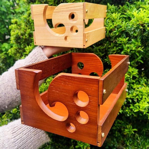 Boîte de rangement pour fils en bois de frêne fabriquée à la main | Porte-fil anti-emmêlement | Rangement pour projets de tricot | Cadeau parfait pour les tricoteuses