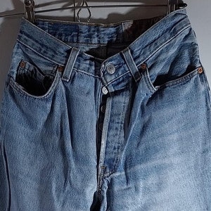Jeans VINTAGE LEVI&#39;S 901 ~ anos 1980 ~ Jeans azul claro desbotado - jeans Levis clássico ~ muito bom estado, L 26 C 30