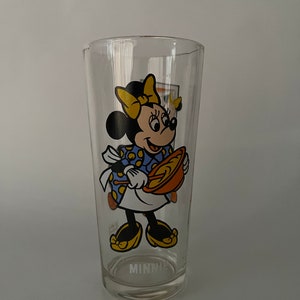 1978 Minnie Mouse Glass