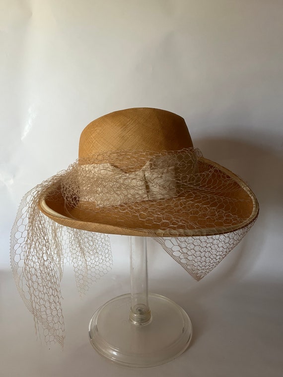Vintage Coralie Hat with Veil