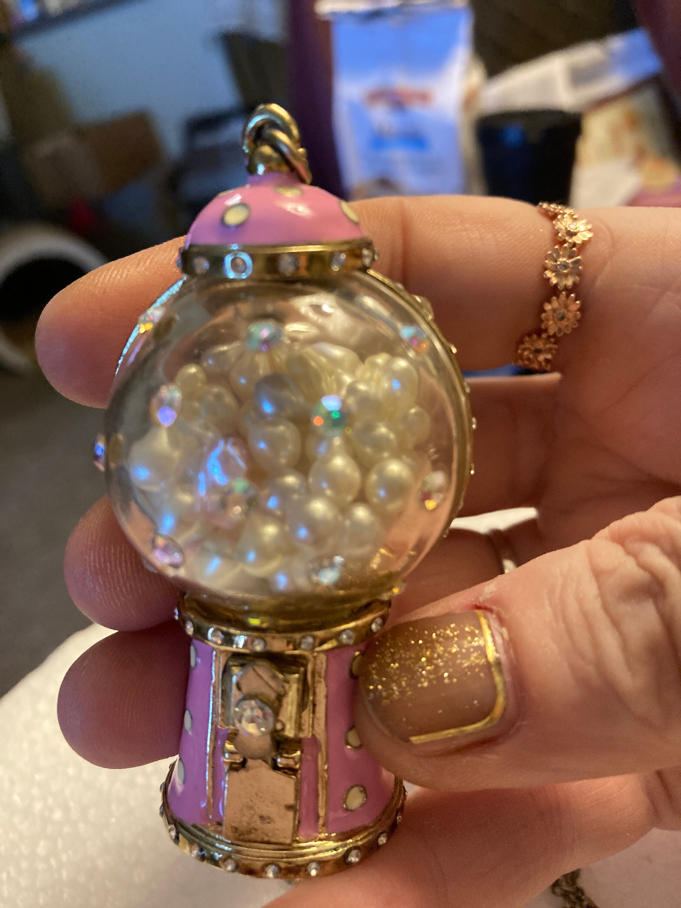 Betsey johnson gumball machine necklace deals