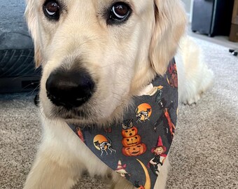 Vintage Halloween Dog Bandana / Fall Dog Neckerchief / Trick or Treat Pet Scarf / Puppy Gift