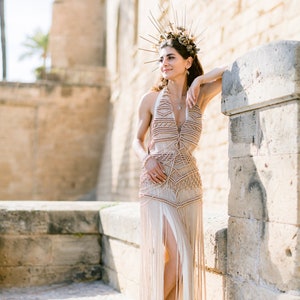 ROBE DE MARIÉE PERSONNALISÉE Réservation ! Robe de mariée Gold Beach, Robe de mariée en macramé, Robe de déesse grecque du soleil, Robe de mariée Boho Beach
