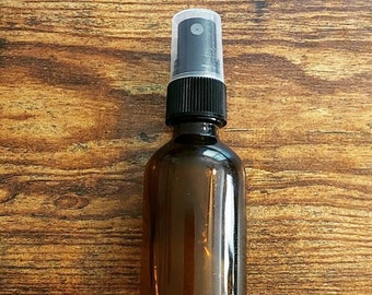 Spray à barbe infusé à l’huile essentielle pour hommes - Bois de santal Bergamote Vanille