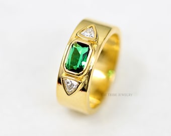 East West Emerald Engagement Ring, 1 CT Emerald Wedding Band For Women, Bezel set Victorian Band, 14k Gold Chunky Anniversary ring