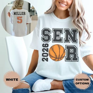Basketbal senior shirt aangepast senior basketbal comfort kleuren T-shirt gepersonaliseerd basketbal senior night cadeau 2026 B-ball Game Day T-shirt