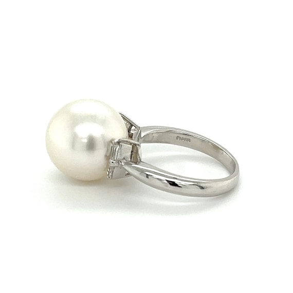 Vintage South Sea Pearl and Diamond Ring in Plati… - image 3