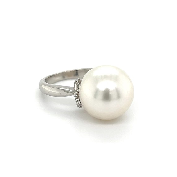 Vintage South Sea Pearl and Diamond Ring in Plati… - image 1