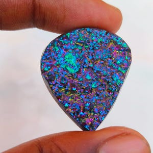 Titanium druzy doublet  gemstone,good quality,size_31x27x9 mm carat_45.45 wholesale price and extra gift.