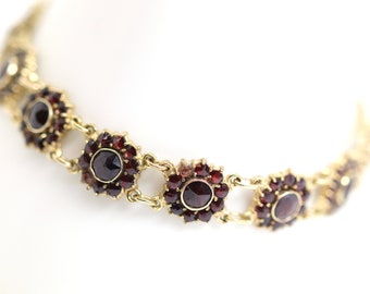 8 carat / 333 yellow gold women's bracelet, garnet gemstone flower star, L: 19 cm