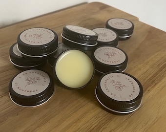 Moisturizing lip balm for winter